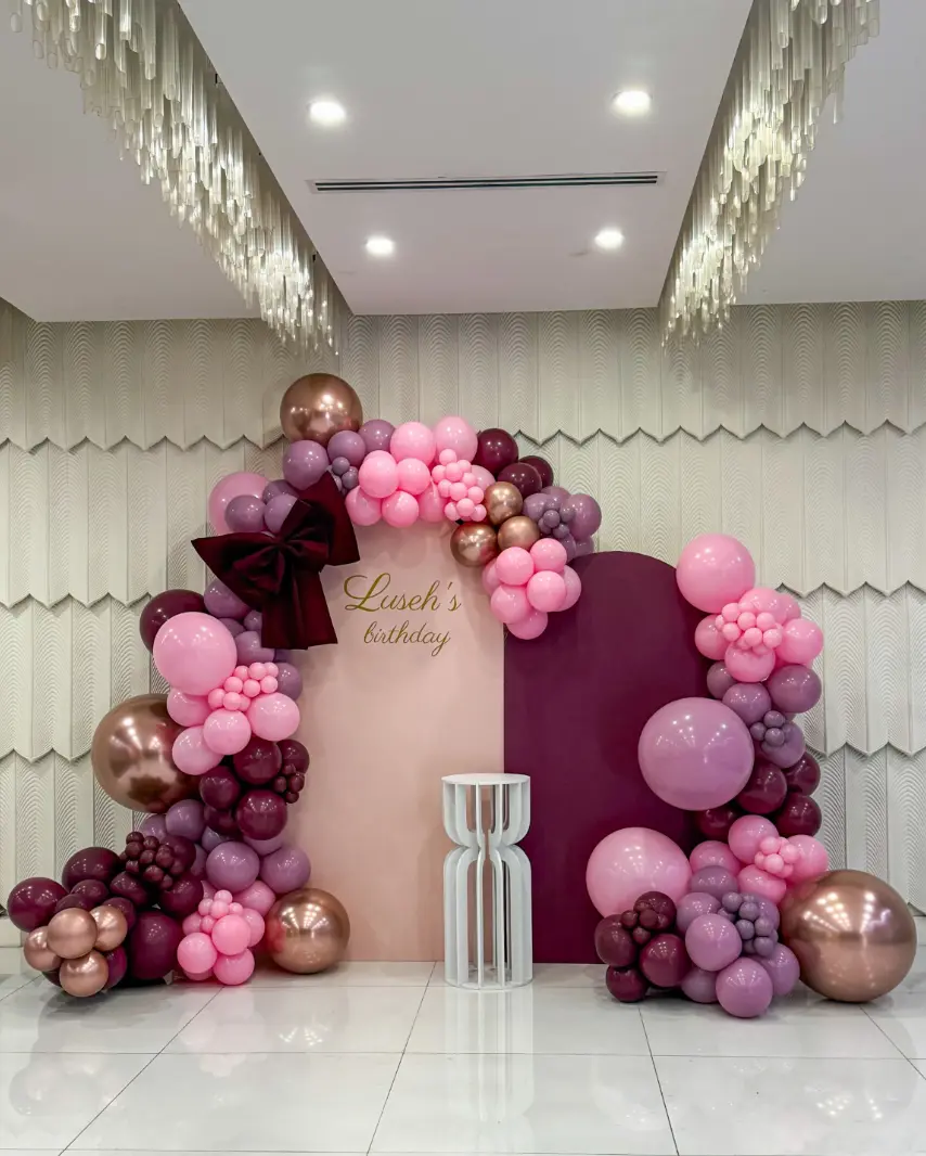 Balloon installation in Los Angeles - gallery photo 2